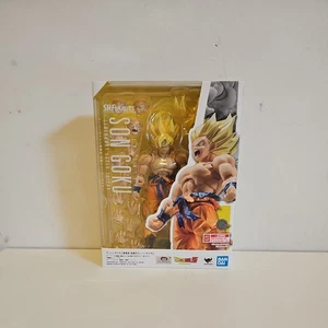 SH Figuarts Goku Legendary Super Saiyan Dragon Ball Z Bandai New (Reissue) - Picture 1 of 13