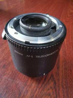 Nikon AF-S TC-20E II Teleconverter (2.0x) - Image 1 of 4