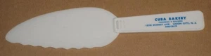 VINTAGE PLASTIC CAKE SLICER, ADVERTISING CUBA BAKERY, UNION CITY NEW JERSEY - Picture 1 of 3