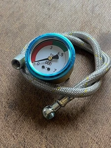 Öldruckanzeige Öldruckmanometer Traktor Oldtimer + Öldruckleitung 10 mm Öse - Bild 1 von 8