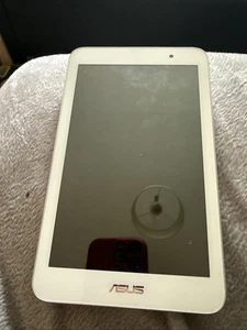 ASUS MeMO Pad 7 K013/ME176CX 7 inch Tablet with accessories - Picture 1 of 3
