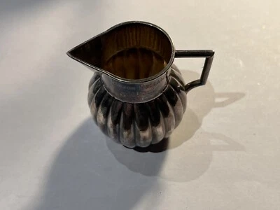 Ancienne Pot à Lait en argent massif 800% (109-6/A21) - Photo 1/4