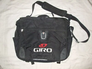 Bolso mensajero acolchado Giro, de Victorinox - Imagen 1 de 4