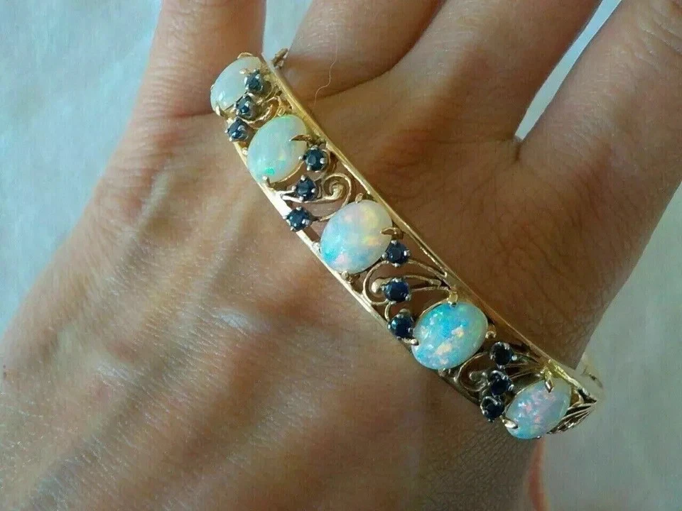 Brazalete Brazalete Mujer Ópalo de Fuego Simulado Corte Ovalado 5 Ct Chapado en Oro 14K Plata Foto 1 de 1