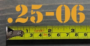 .25-06 Adesivo Decalcomania 25 3,5" Munizioni 25-06 Lattina Scatola Etichetta REM Munizioni Giallo - Foto 1 di 1