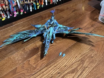 Figura de acción Mcfarlane Toys Avatar Jake Sully's Banshee Foto 1 de 4