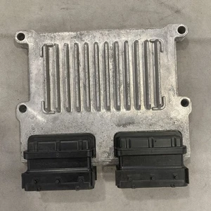 Hyundai Genesis 2015-2017 ECU/ECM 39105-3CEN5 - Imagen 1 de 5