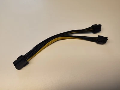 GPU Grafikkarten Strom-Adapter Y-Kabel 8-pin PCIe weiblich-auf-2x-männlich NEU - Bild 1 von 3