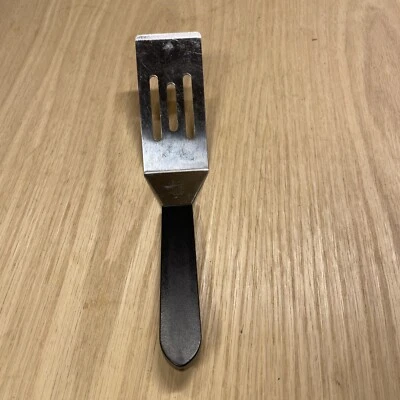 Pampered Chef Black Mini Spatula Serving Black Handle 2622 - Image 1 of 4