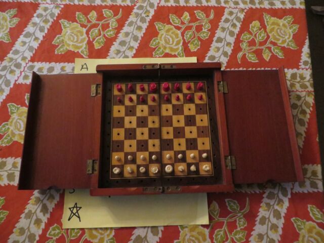 Early 20th Century Chess Board Made By Jacks Of London With Chess Set, 941200