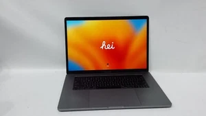 Apple MacBook Pro A1707 15,4" (Core i7-7700HQ@ 2,80 GHz 16 GB Ram) 512 GB. - Foto 1 di 12