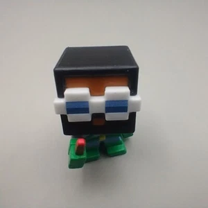 Mini figura de Minecraft de ingeniero de tundra 1" Mojang Mattel - Imagen 1 de 4