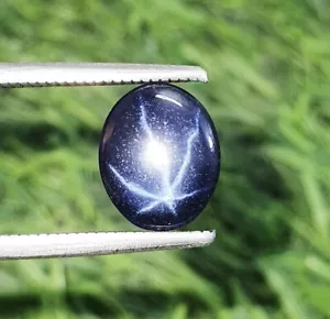 Cabochon ovale zaffiro stella blu 2,88 ct 6 raggi coltivato in laboratorio pietra preziosa sfusa 10x8 mm - Foto 1 di 4