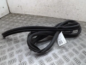 Hyundai I20 Left Passenger Nearside Front Door Seal Rubber Mk1 2009-2014M - Picture 1 of 5