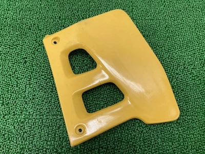 Cubierta amarilla derecha Suzuki TS200R usada (03D0) SH12A (pieza original) - ideal para... Foto 1 de 4