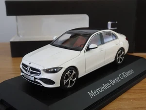HERPA MERCEDES BENZ C CLASS SALOON W206 2021 WHITE CAR MODEL B66960635 1:43 - Picture 1 of 4