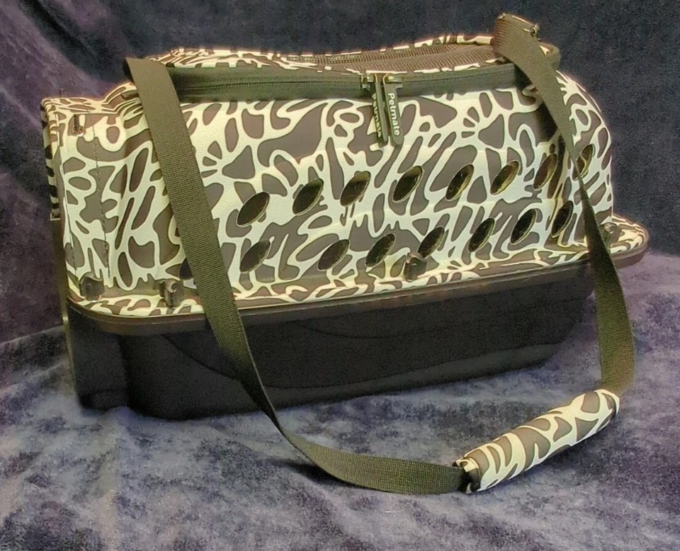 Petmate Pet Kennel Curvations híbrido 19 pulgadas Foto 1 de 4