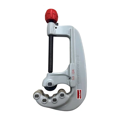 Vintage RIDGID TOOLS NO. 134 PIPE CUTTER 1-1/8" TO 4-1/2" O.D. - Image 1 of 4