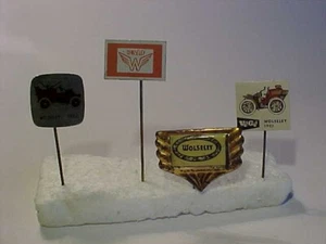 LOTTO 4 spille in metallo con logo Wolseley anni sessanta - Foto 1 di 5