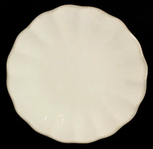 American Atelier Waverly Shell Salad Plate 8 1/2" Ironstone EXC. - Picture 1 of 3