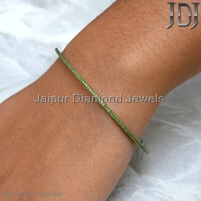 Brazalete elegante minimalista apilable de plata 925 con piedras preciosas de diopsido de cromo natural Foto 1 de 4