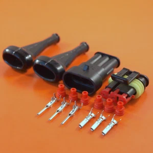 AMP 3 Way Superseal Electrical Waterproof Connector With Boots - 1.5-2.5mm Wire - Picture 1 of 7