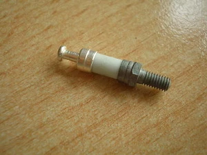 C4972S 6BA (borchiato) Isolatore stand-off in ceramica, Jackson Brothers H95 - Foto 1 di 1