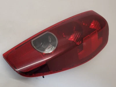 04-12 CHEVROLET CANYON RH Passenger Right Tail Light 20825942 - Imagem 1 de 4