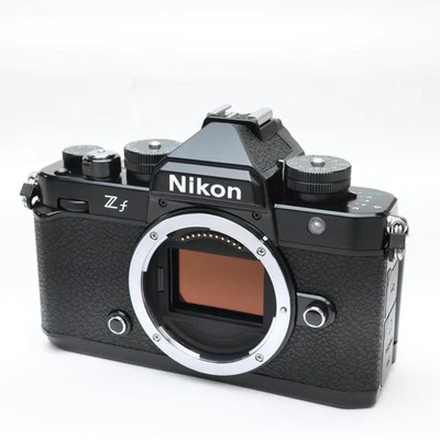 Nikon Zf 24.5MP Spiegellose Vollformatkamera Body Shutter Count 11389 - Bild 1 von 4