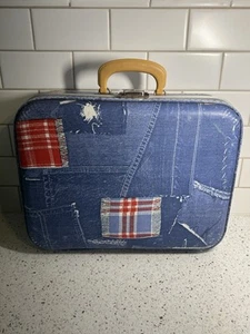 Vtg 60s Small Hard Shel Suit Case Multicolor Patch Pattern Handle 15.5"x12"x4.5" - Picture 1 of 12