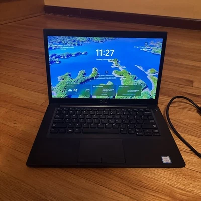 Dell Latitude 7490 i5 7300U @ 2,60 GHz 16 GB RAM 256 GB SSD Windows 11 Pro táctil Foto 1 de 4