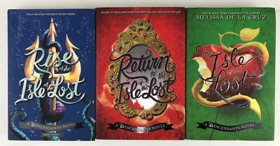 Disney Descendants Isle Lost Novels HC book Lot of 3 Mellisa De La Cruz  Z1 - Image 1 of 4
