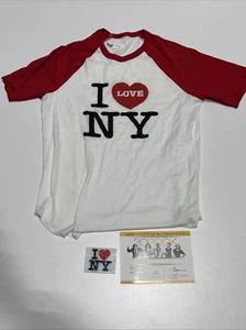 30 Rock On Screen Used Shirt Prop I Love Heart NY Shirt and Magnet Tina Fey COA - Bild 1 von 6