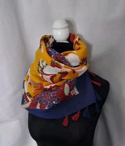 Camaieu Scarf Size 47" x  49" with Tassels  Fall Floral  Multicolors Classy Soft - Picture 1 of 12