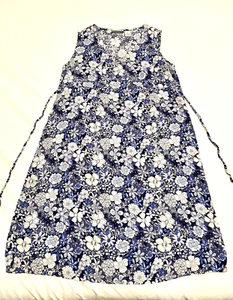 Vestido Baby & Me Maternidad Sin Mangas Azul Blanco Delicado Floral Talla Pequeña - Imagen 1 de 10