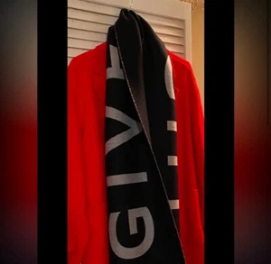 New GIVENCHY UNISEX 4G Double Sided Scarf Black Wool Cashmere $499 - Picture 1 of 5
