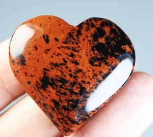 Piedra de cristal de cuarzo obsidiana roja negra natural mineral curativo para el corazón - Imagen 1 de 8