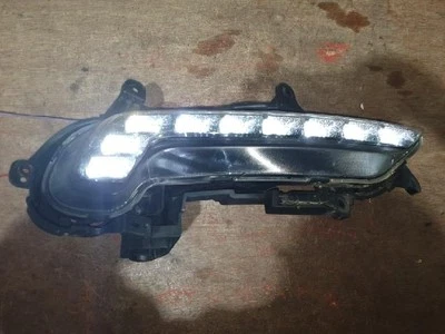 KIA K900 K9 2013 luz antiniebla LED derecha 92202-3T100 Foto 1 de 4