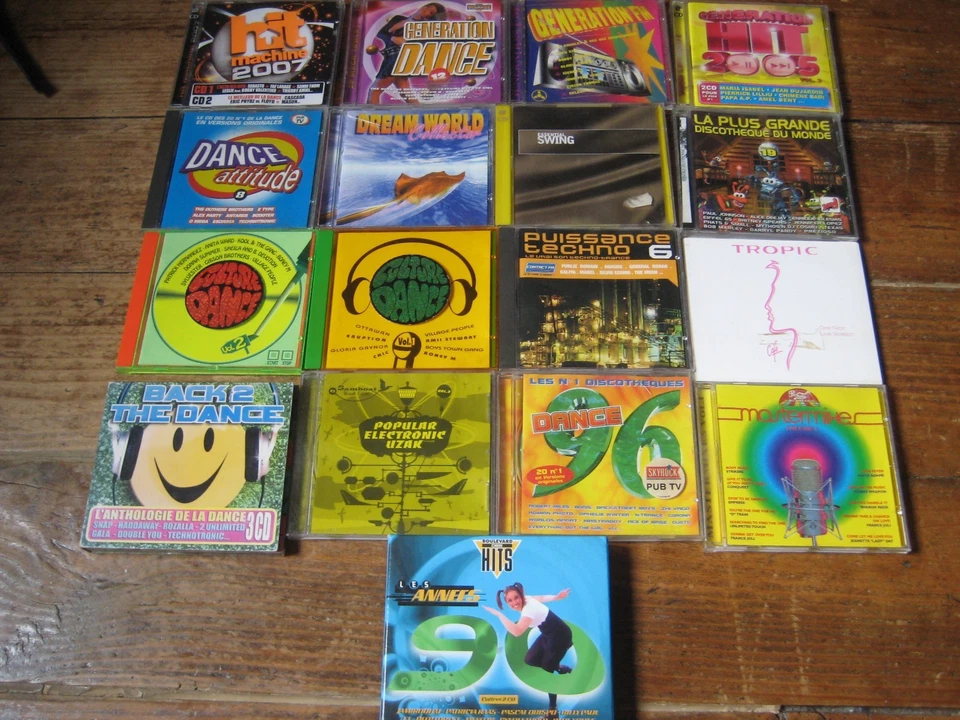 LOT COMPILS DANCE, TECHNO , HITS  12 CD + 4 DOUBLES + 1 TRIPLE - Photo 1/1