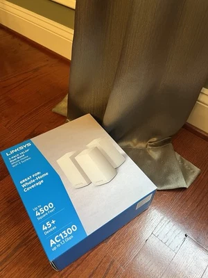 Sistema Wi-Fi de malla para toda la casa Linksys WHW01 serie de doble banda VELOP AC1300 Foto 1 de 2