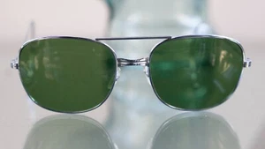 Vintage United States Air Force USAF Pilotenstil Sonnenbrille silberfarben zum Umhängen - Bild 1 von 7