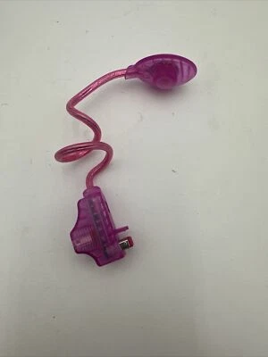 Nintendo Game Boy Advance NYKO Rosa Fucsia Gusano Luz para Sistema GBA Funciona Foto 1 de 4