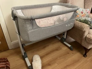 Newborn portable Cot ideal for new born up to 12 months - Picture 1 of 3