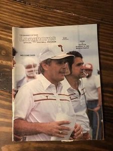 Vintage University Of Texas Vs Houston 1984 Official Football Program - Bild 1 von 7
