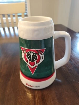 Milwaukee Bucs 篮球 Coors 轻陶瓷马克杯 Tankard Stein 运动饮具 — 第 1/4 张图片