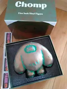 Abominable Toys Patina Chomp Vinyl Figure - Limited to 300 - Picture 1 of 4
