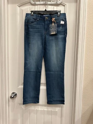 INSEAM 27.5"Democracy Women's Ab Solution Straight Leg Jean petites size - Image 1 of 4