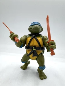 Figura de acción de colección 1988 Playmates Teenage Mutant Ninja Turtles Leonardo cabeza blanda - Imagen 1 de 11