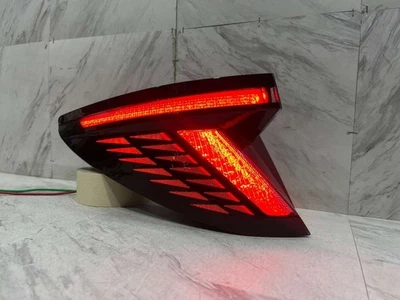 2022-2025 HYUNDAI TUCSON LUZ TRASERA EXTERIOR OEM LADO DEL CONDUCTOR IZQUIERDO LED 92401-CW100 Foto 1 de 4