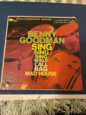 Benny Goodman SIng SIng SIng & Bugle Call   &  Mad House   Gen Krupa on drums, - Image 1 of 4
